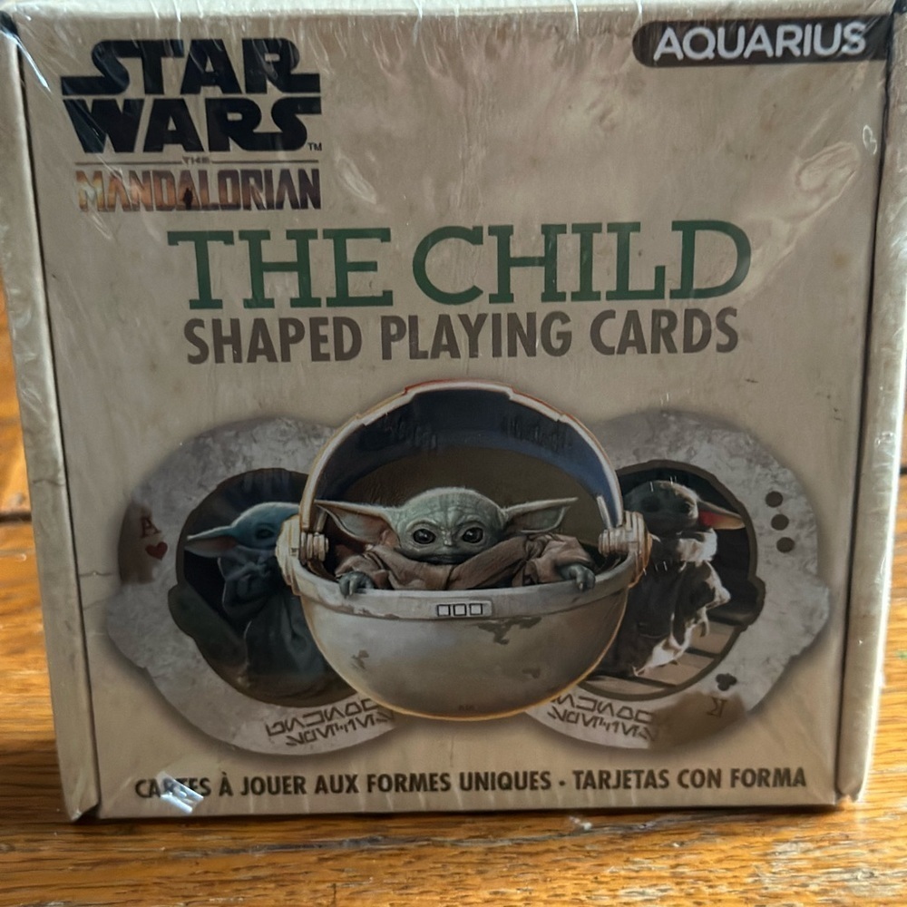 New in box‎ Aquarius Star Wars playing cards
